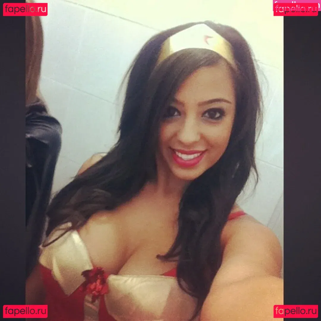 Wears_ren Onlyfans Photo Gallery 