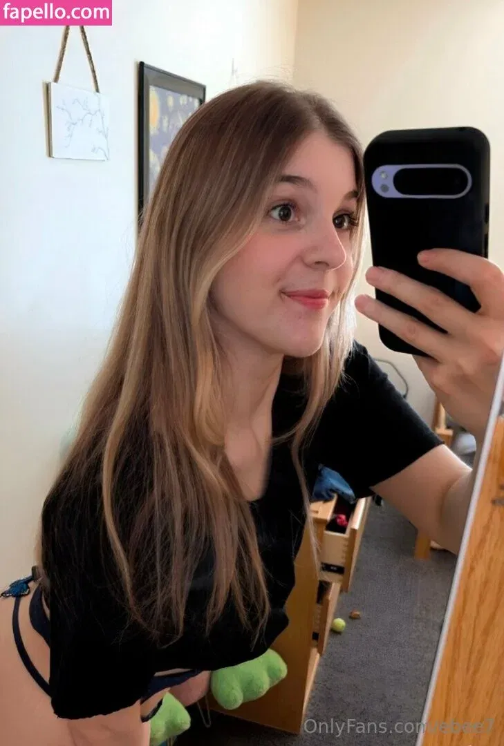 Ebee7 Onlyfans Photo Gallery 