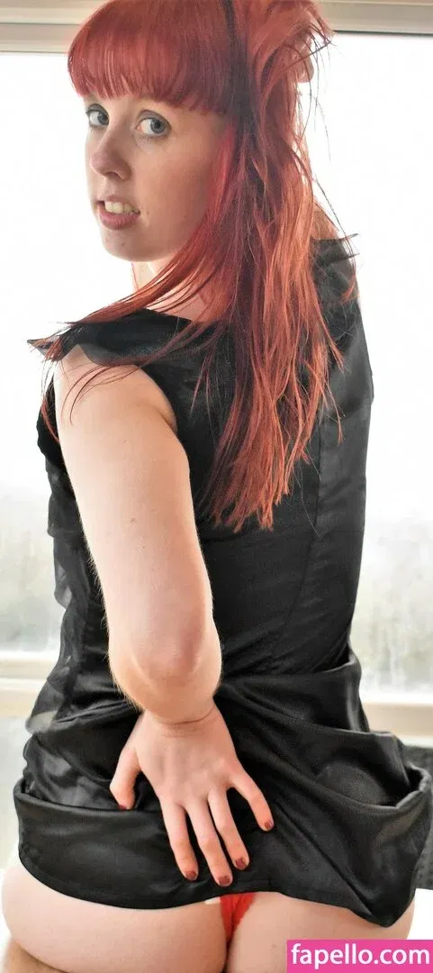 holly12x Onlyfans Photo Gallery 