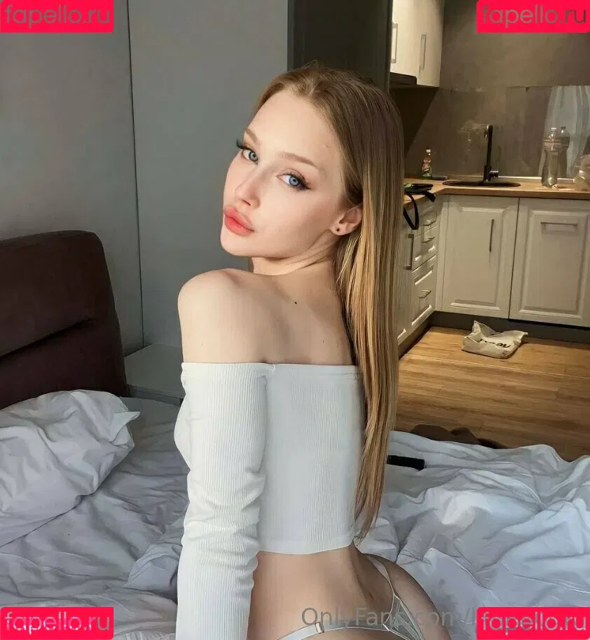 limeooow Onlyfans Photo Gallery 