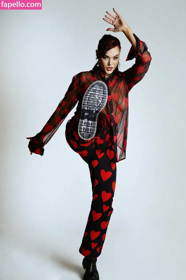 upsahl Onlyfans Photo Gallery 