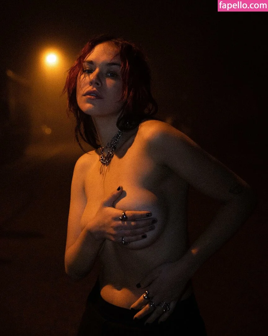 upsahl Onlyfans Photo Gallery 