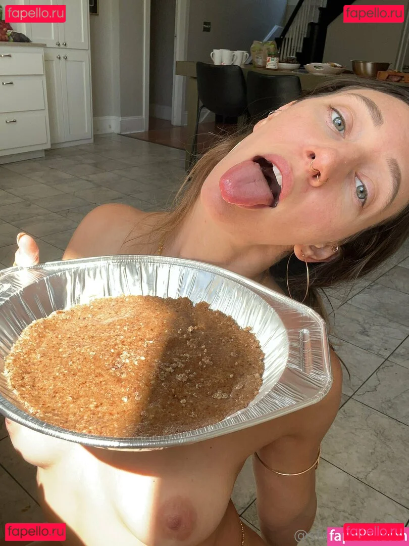 Steph Sinn Onlyfans Photo Gallery 