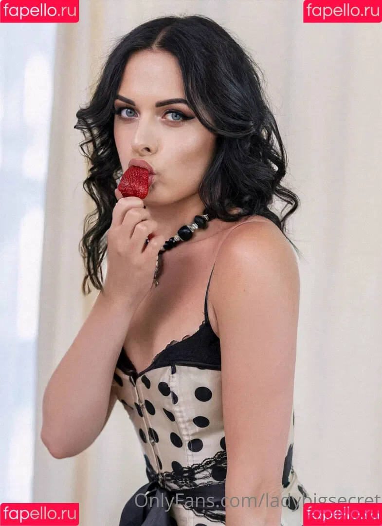ladybigsecret Onlyfans Photo Gallery 