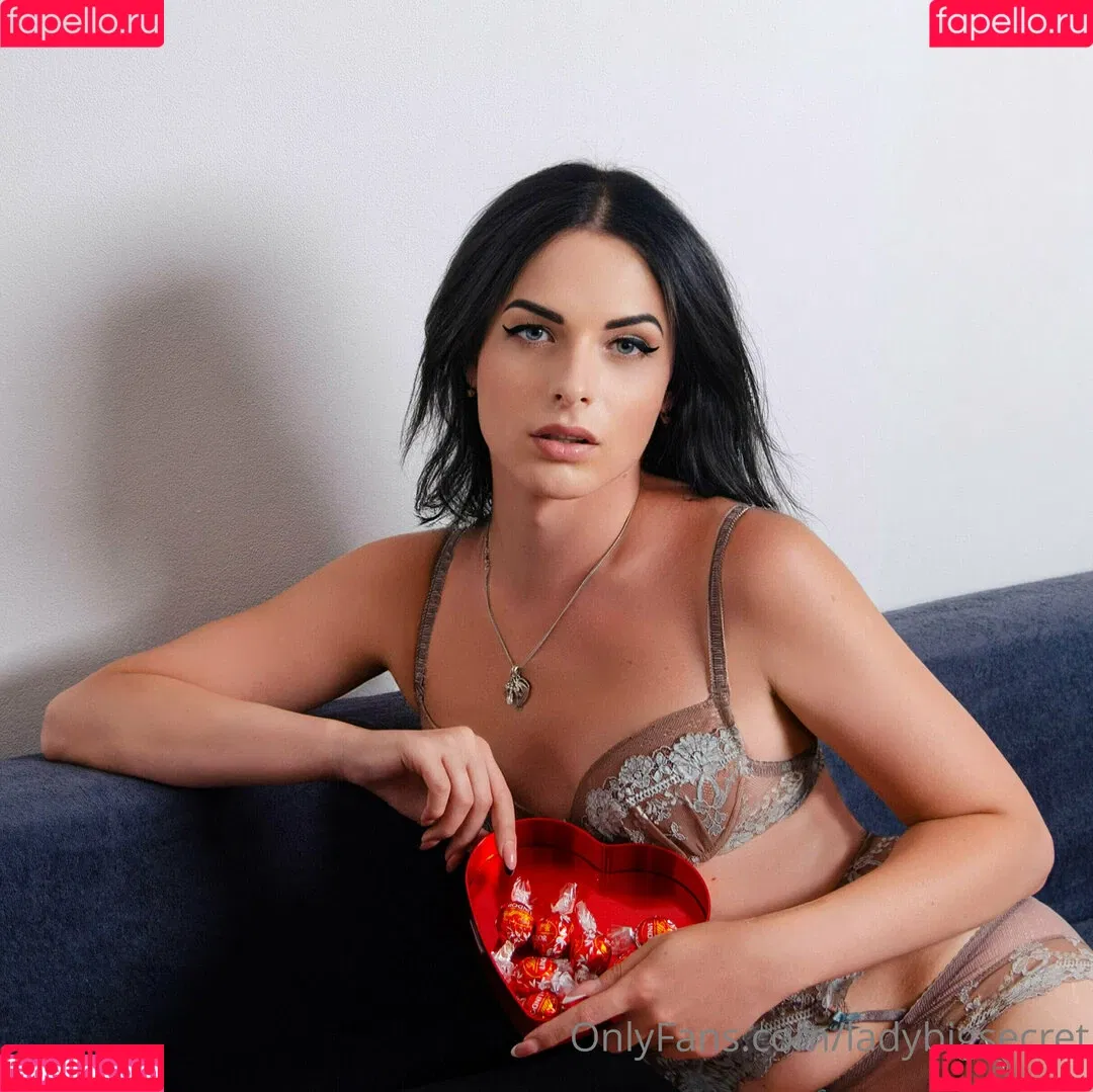 ladybigsecret Onlyfans Photo Gallery 