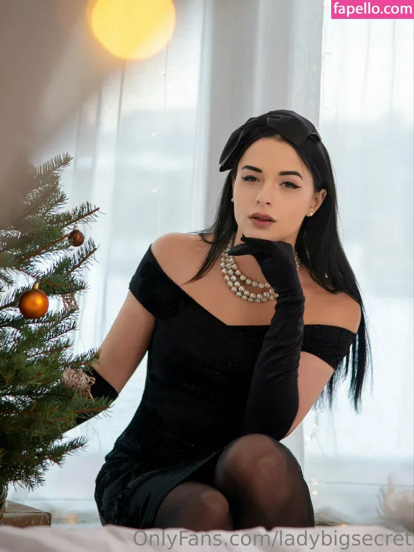 ladybigsecret Onlyfans Photo Gallery 