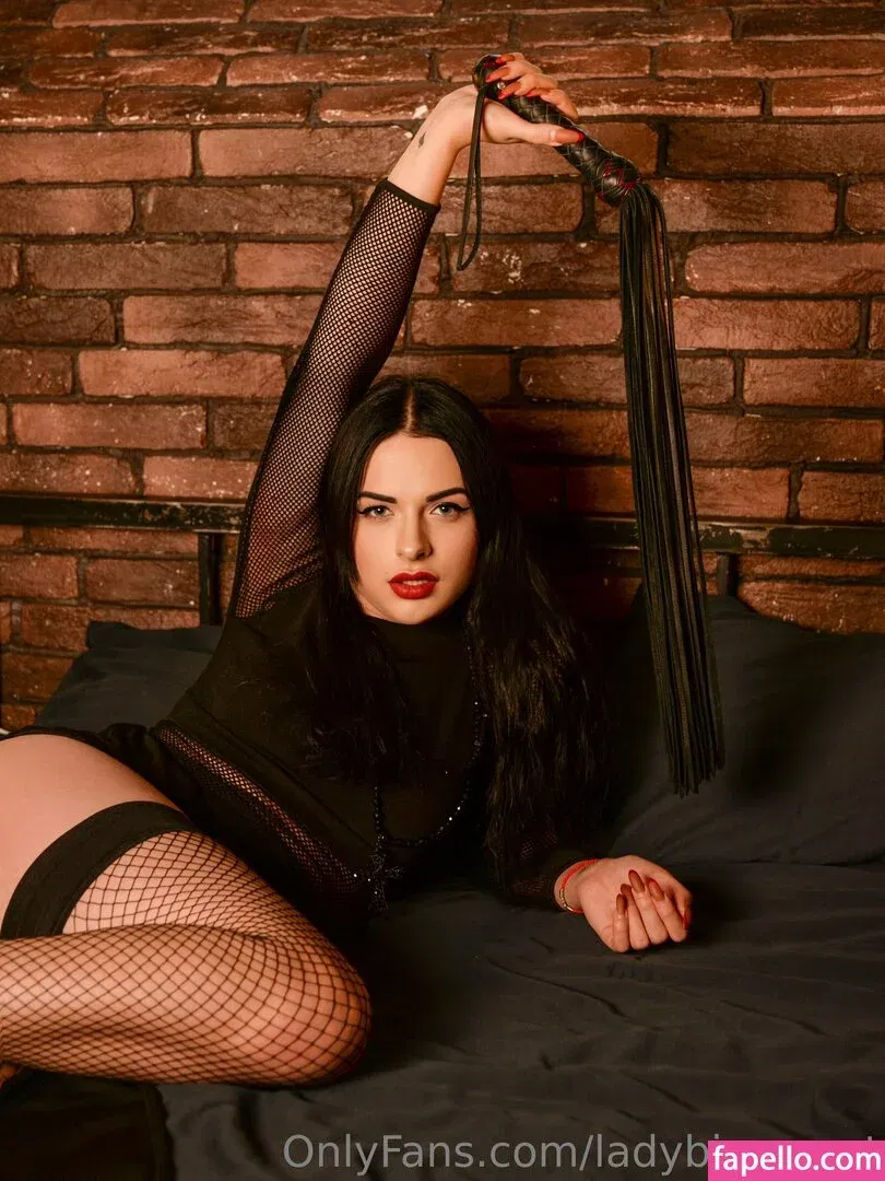 ladybigsecret Onlyfans Photo Gallery 