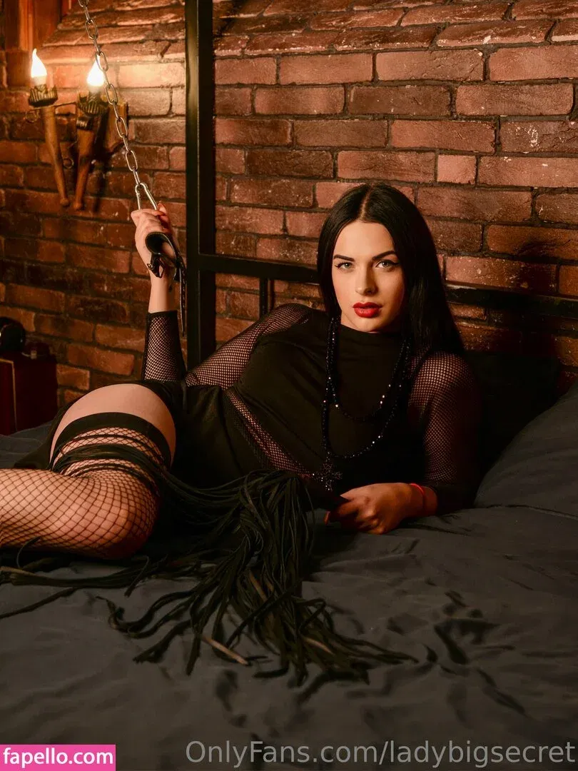 ladybigsecret Onlyfans Photo Gallery 