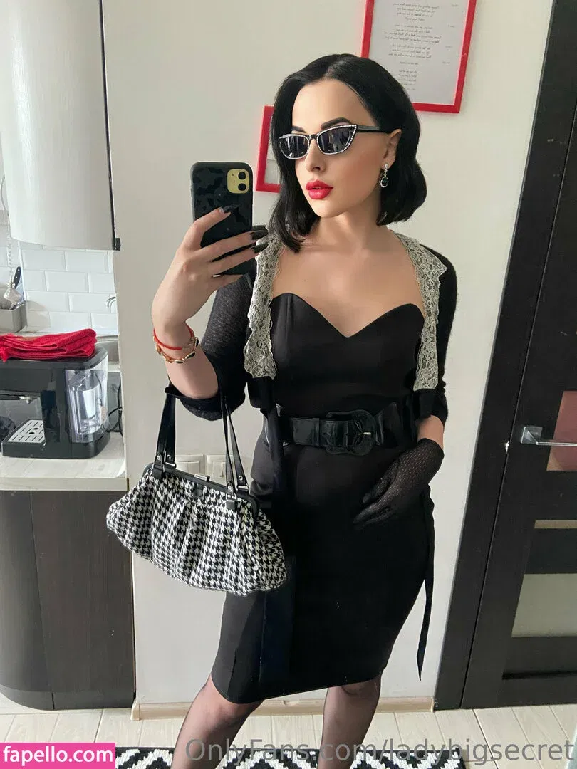 ladybigsecret Onlyfans Photo Gallery 