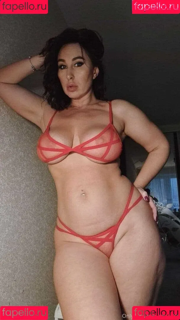Miss Kiss Onlyfans Photo Gallery 