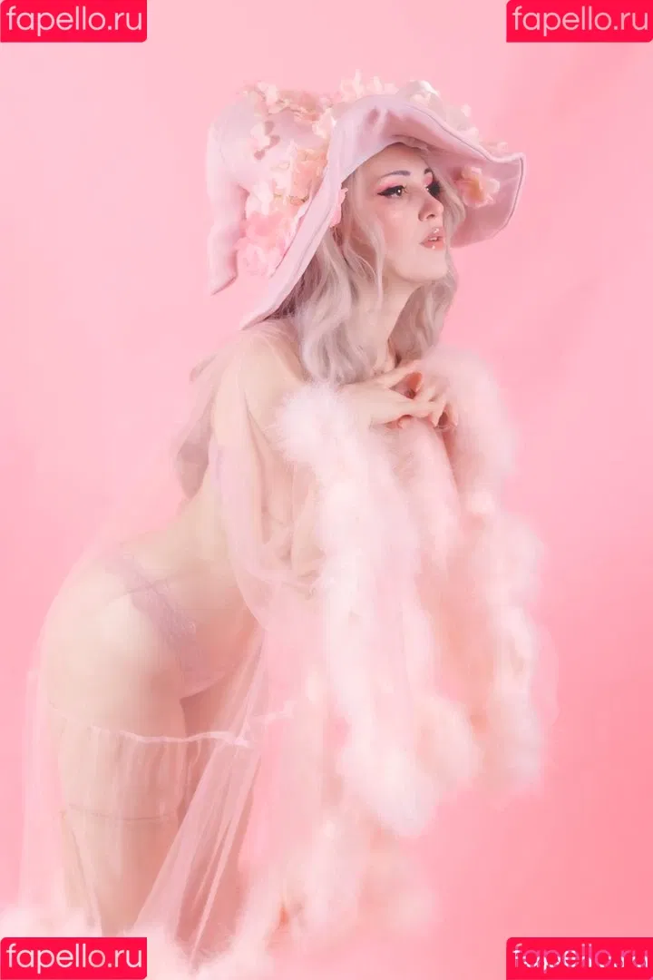 Tina Kinz Onlyfans Photo Gallery 