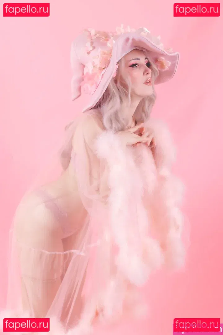 Tina Kinz Onlyfans Photo Gallery 