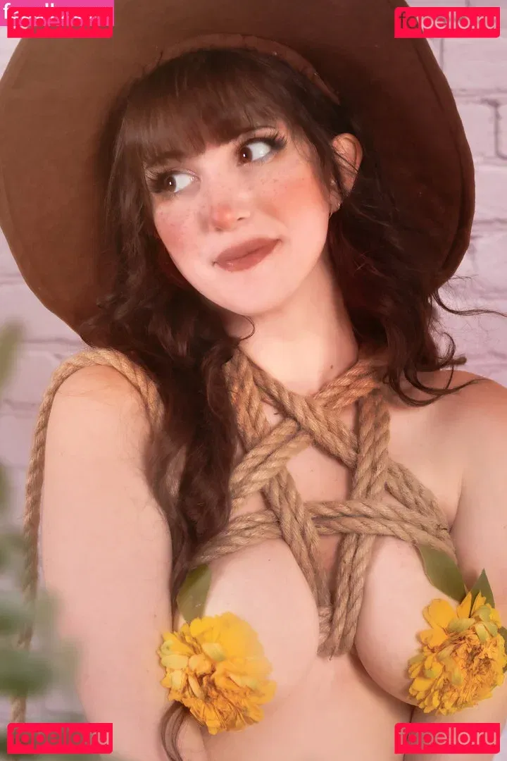 Tina Kinz Onlyfans Photo Gallery 