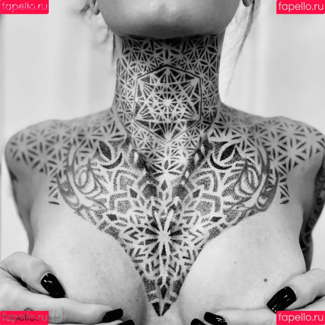 Victoria Carioni Onlyfans Photo Gallery 