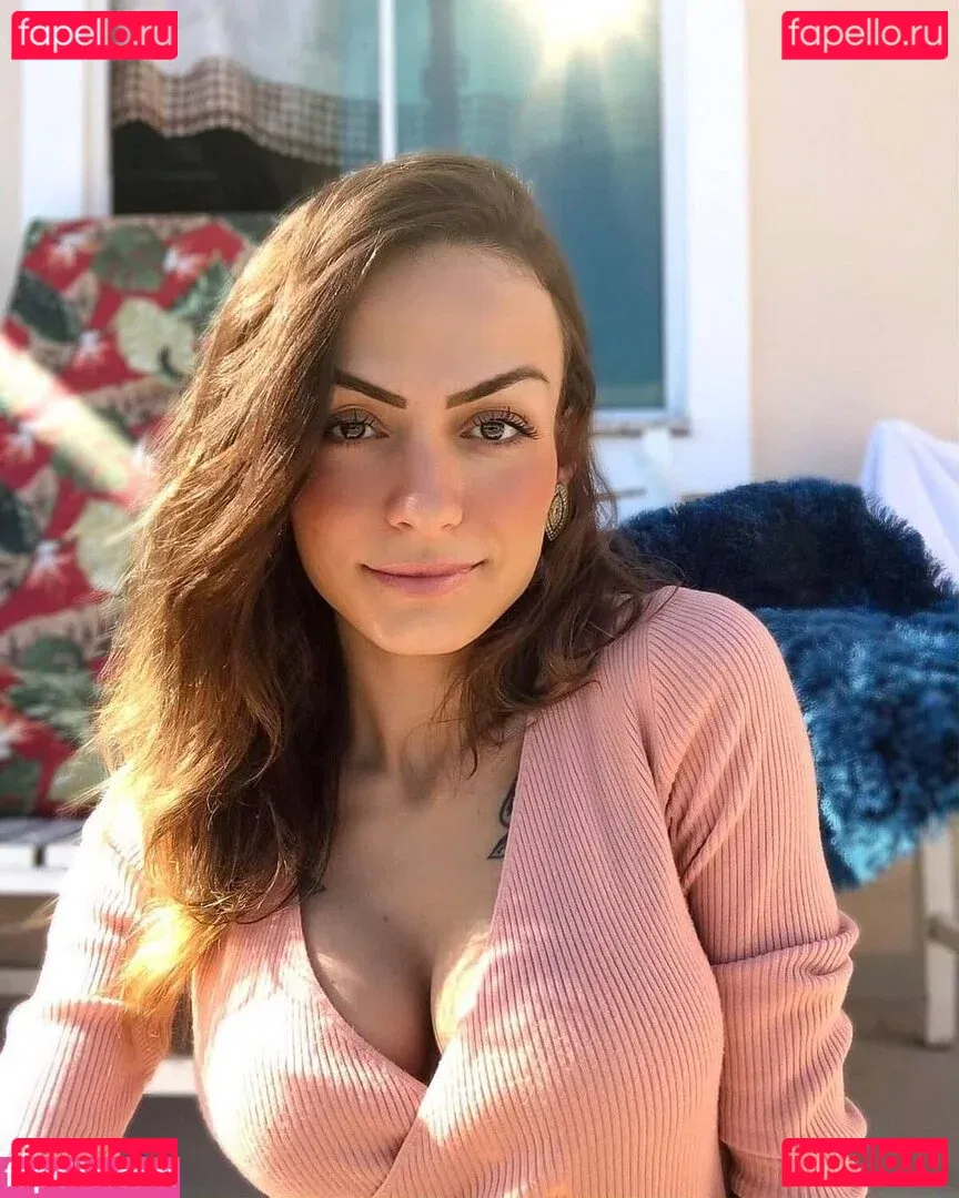 Victoria Carioni Onlyfans Photo Gallery 