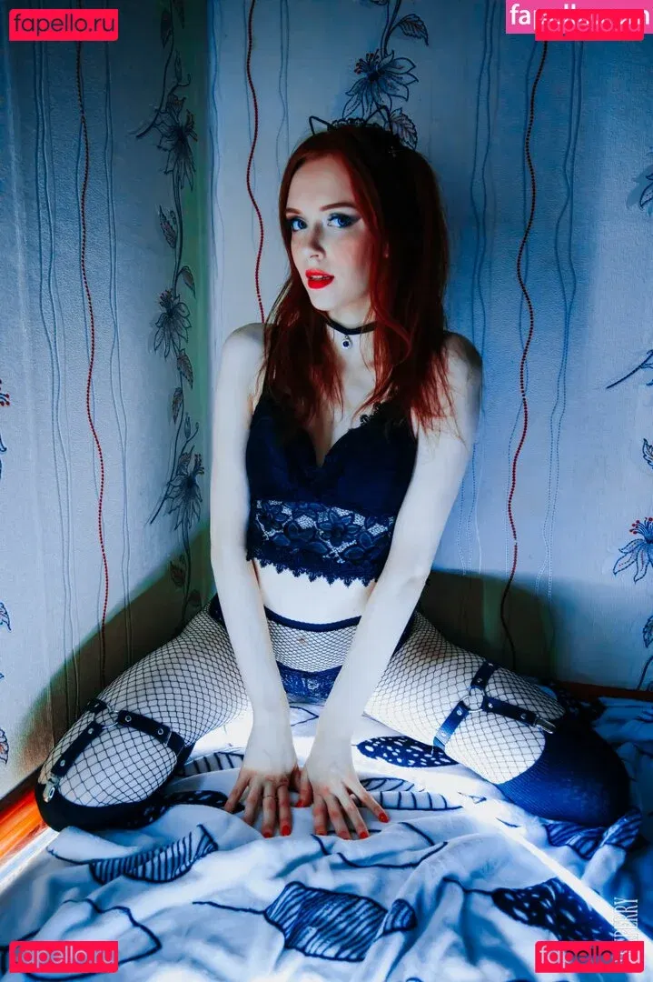 foxperry Onlyfans Photo Gallery 