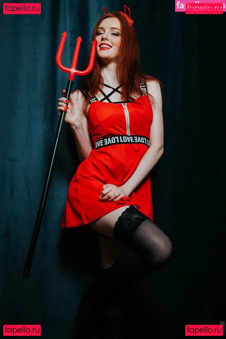 foxperry Onlyfans Photo Gallery 