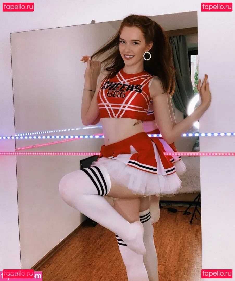 foxperry Onlyfans Photo Gallery 