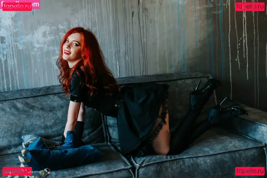 foxperry Onlyfans Photo Gallery 