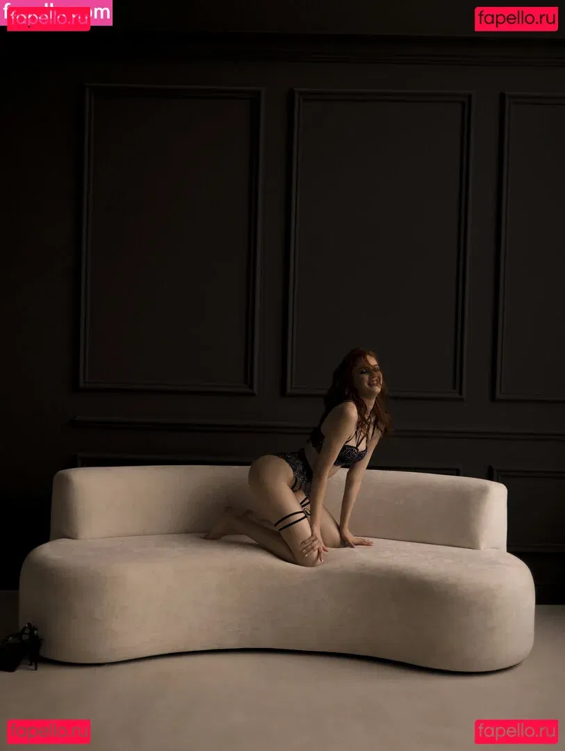 foxperry Onlyfans Photo Gallery 