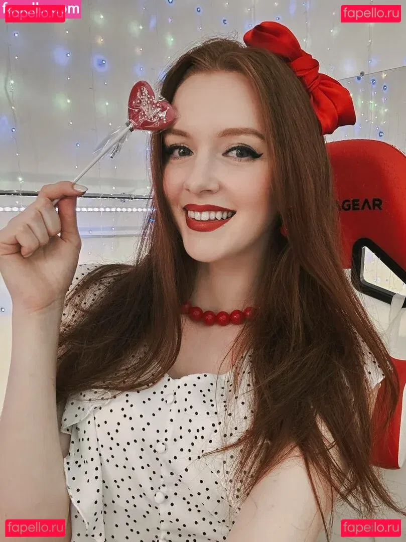 foxperry Onlyfans Photo Gallery 