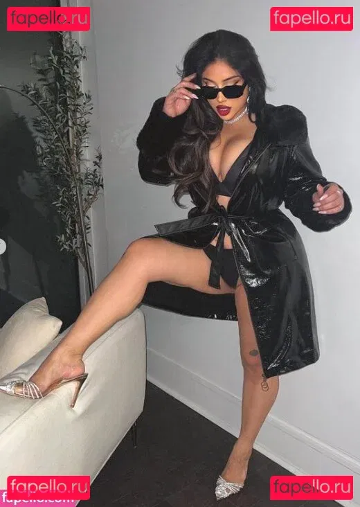 viirdii Onlyfans Photo Gallery 