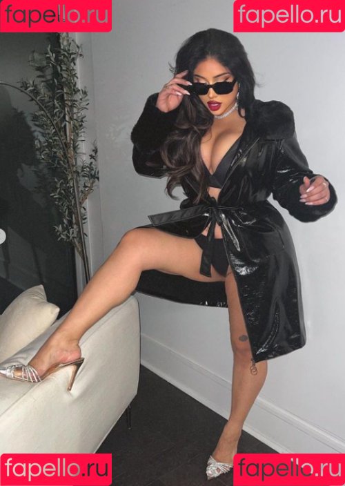 viirdii Onlyfans Photo Gallery 