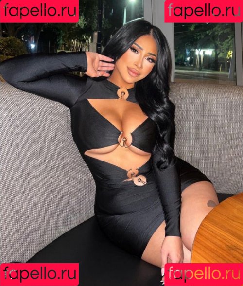 viirdii Onlyfans Photo Gallery 