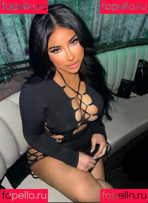 viirdii Onlyfans Photo Gallery 