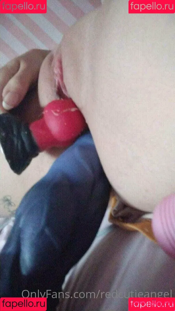 redcutieangel Onlyfans Photo Gallery 