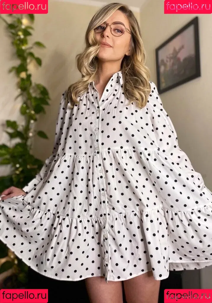 LillieInLove Onlyfans Photo Gallery 