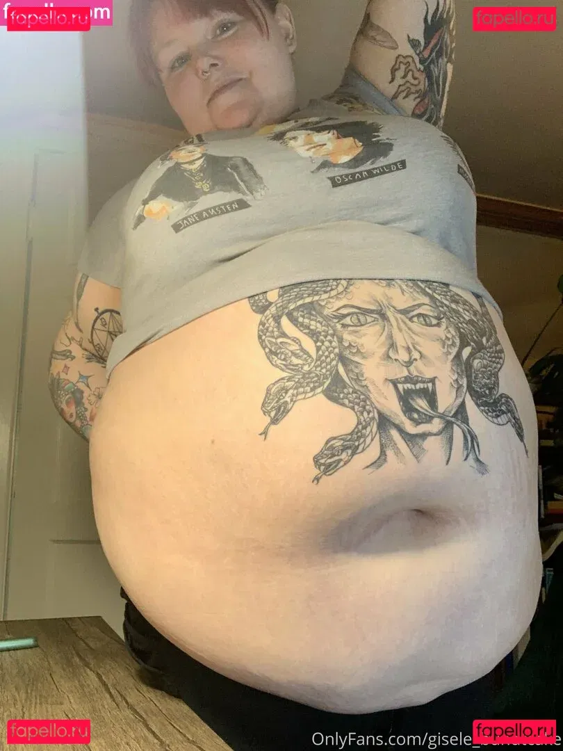 gisele_bundtcake Onlyfans Photo Gallery 