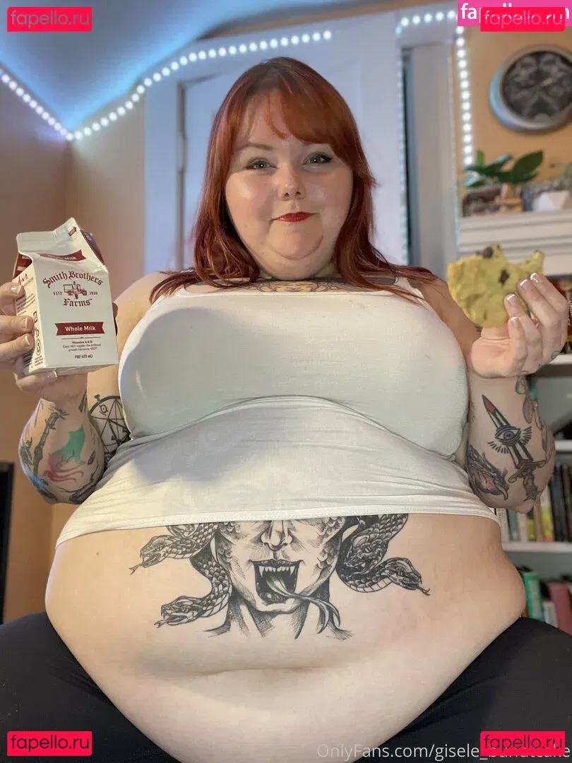 gisele_bundtcake Onlyfans Photo Gallery 