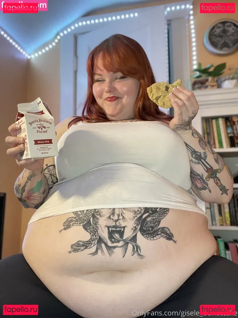 gisele_bundtcake Onlyfans Photo Gallery 