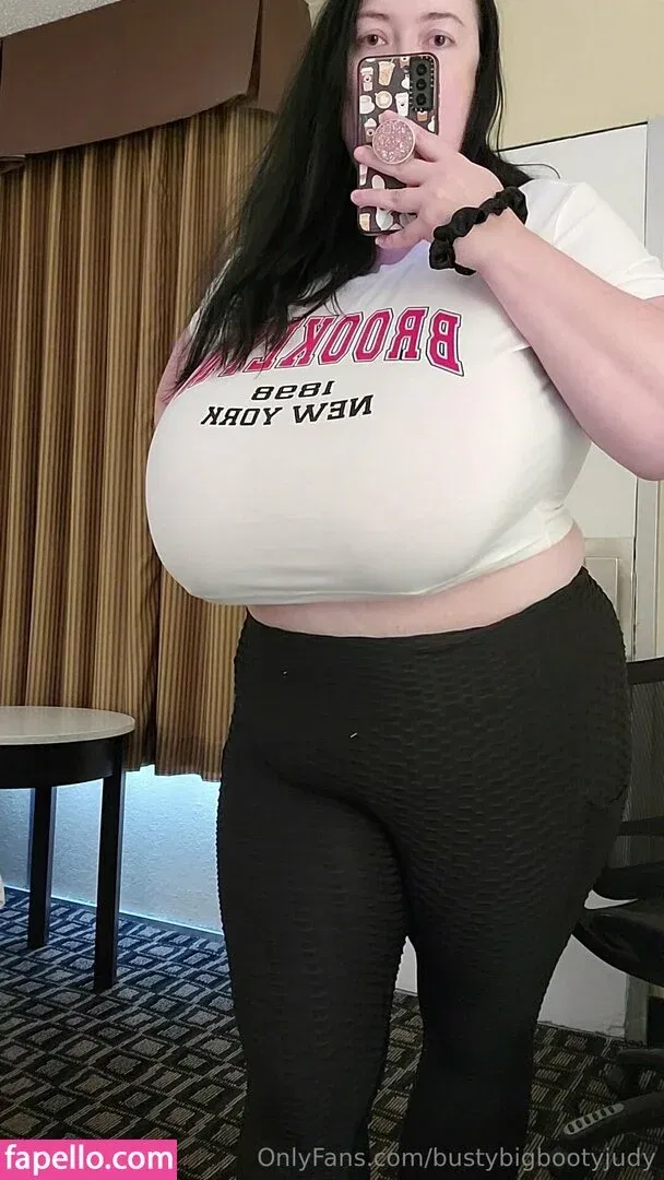 bustybigbootyjudy Onlyfans Photo Gallery 
