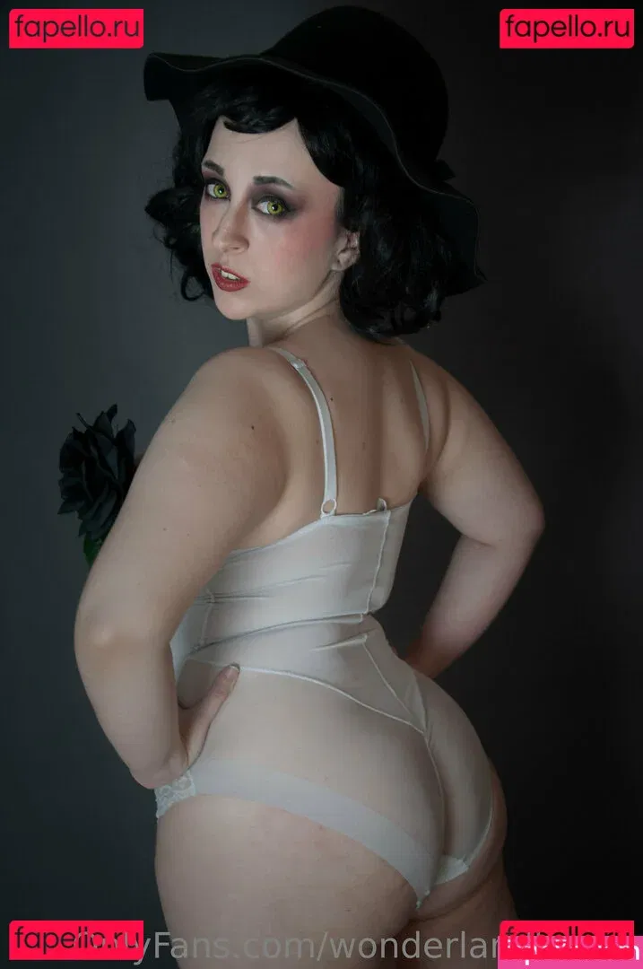 wonderlandkueen Onlyfans Photo Gallery 