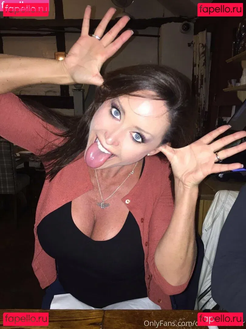 christinacarter Onlyfans Photo Gallery 