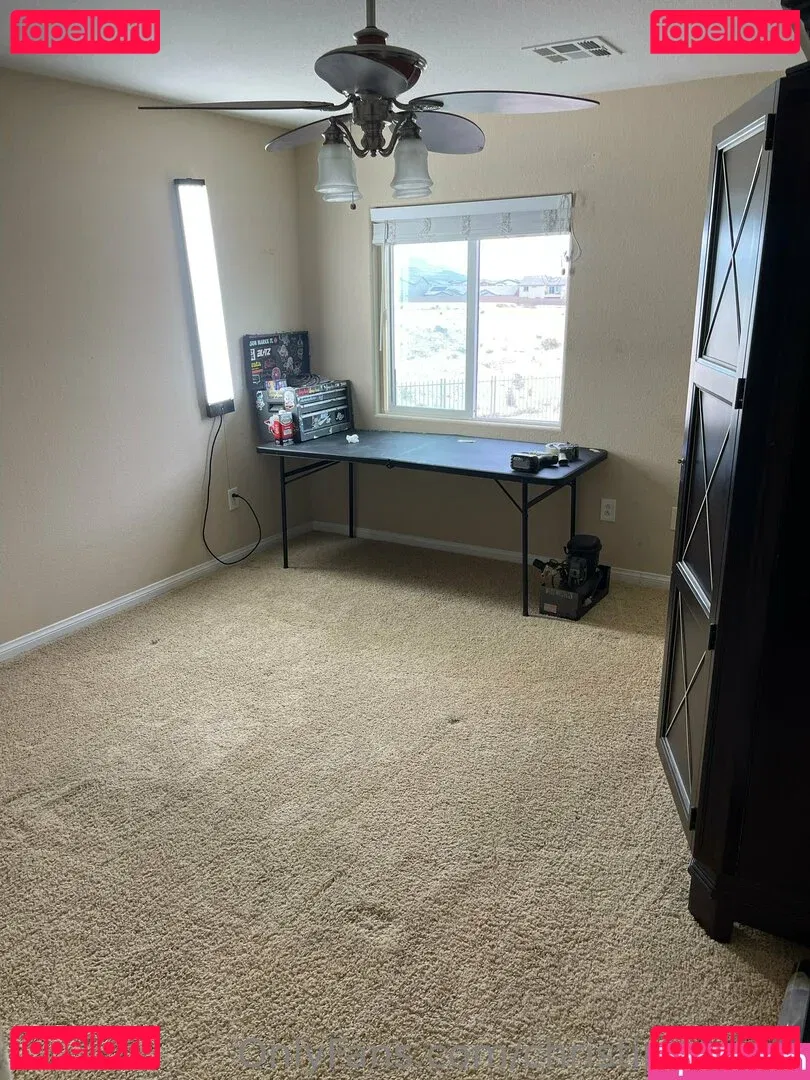 christinacarter Onlyfans Photo Gallery 