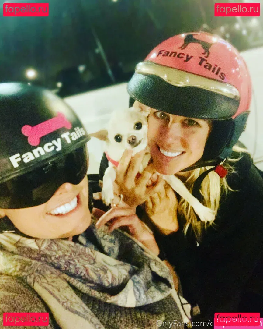 christinacarter Onlyfans Photo Gallery 