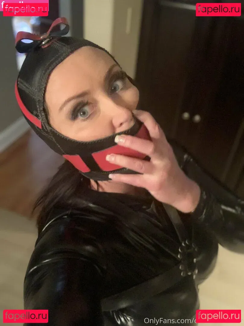 christinacarter Onlyfans Photo Gallery 