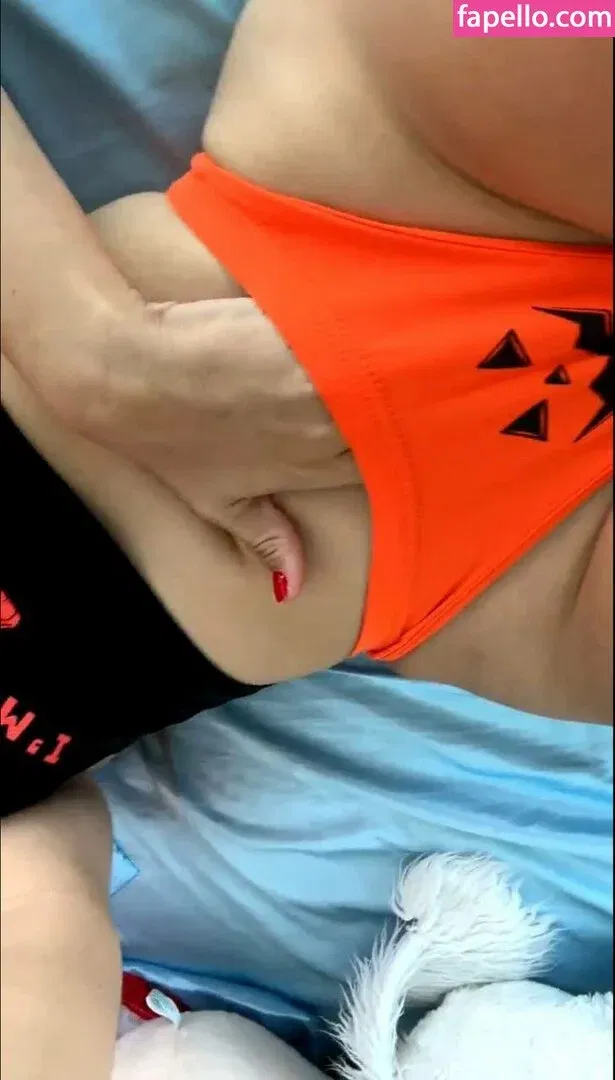 Emilia Vizcarra Onlyfans Photo Gallery 