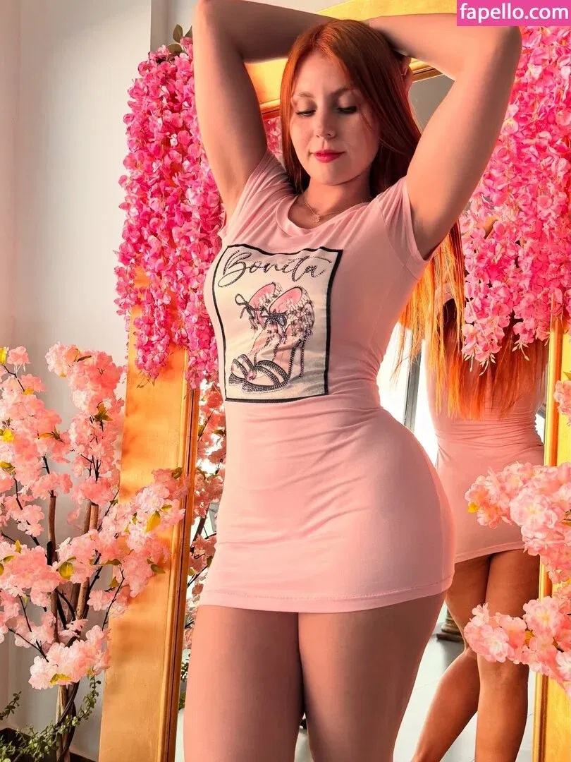 Emilia Vizcarra Onlyfans Photo Gallery 