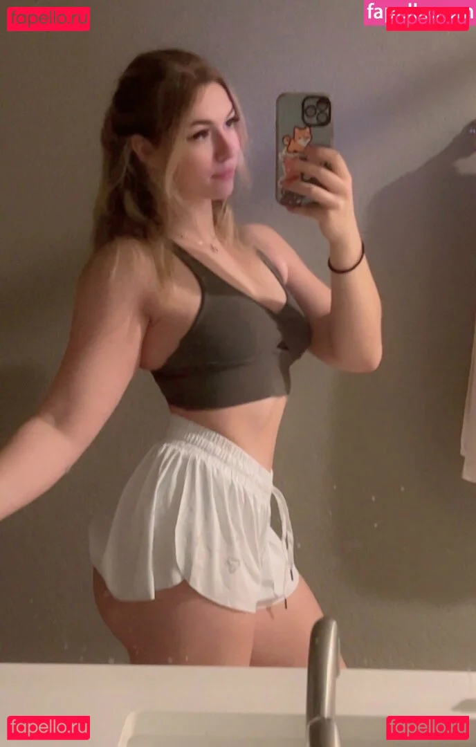 Tinastoopider Onlyfans Photo Gallery 