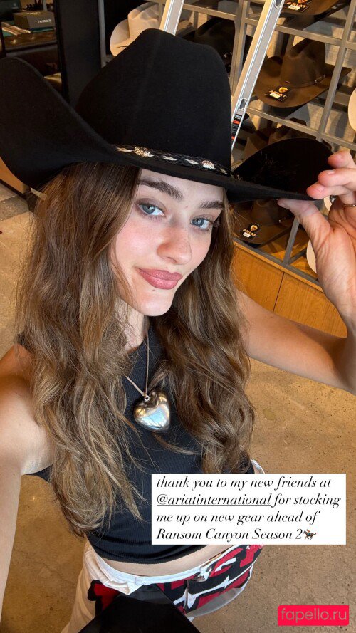 Lizzy_greene_ Nude Onlyfans Photo 21
