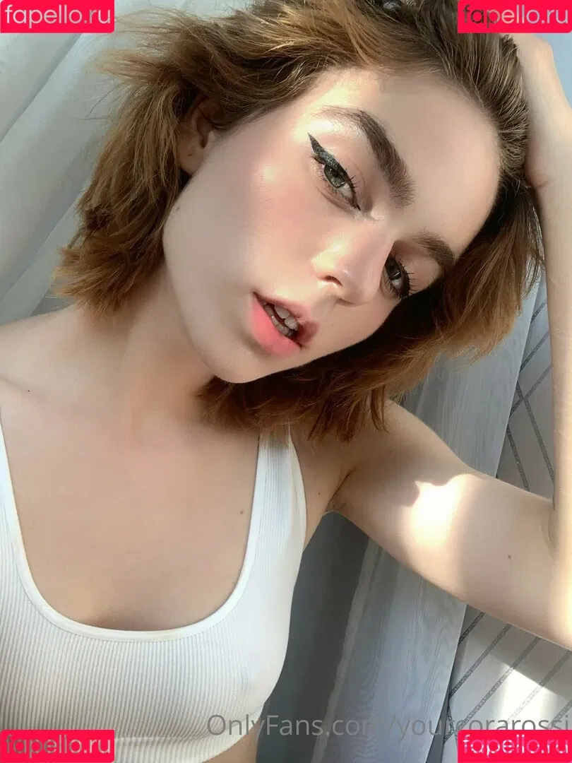 YourCoraRossi Onlyfans Photo Gallery 