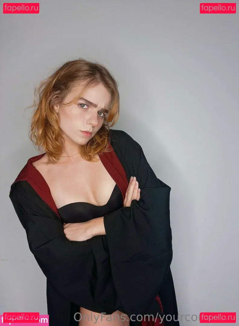 YourCoraRossi Onlyfans Photo Gallery 