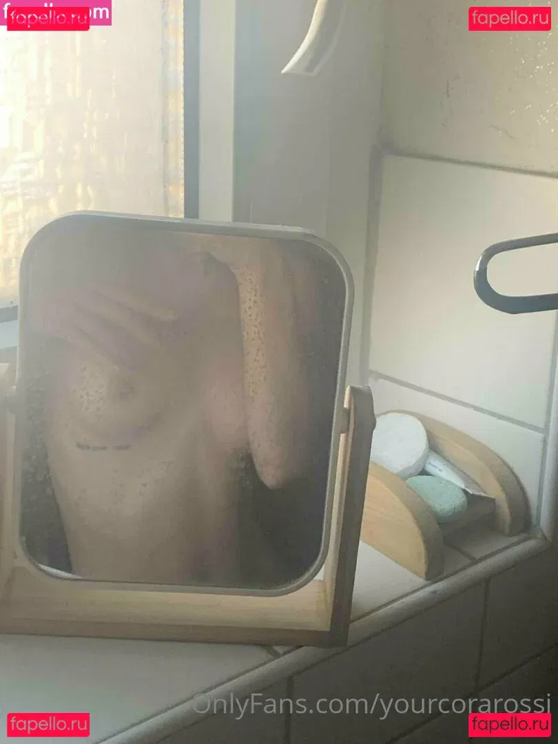 YourCoraRossi Onlyfans Photo Gallery 