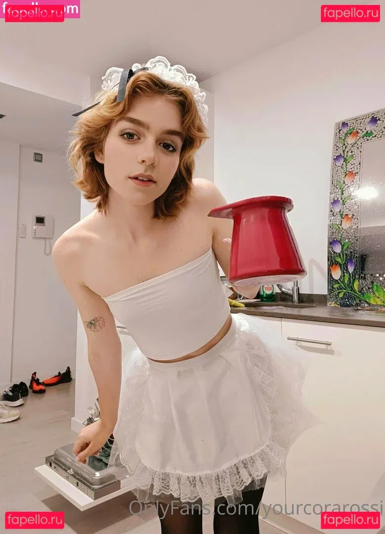 YourCoraRossi Onlyfans Photo Gallery 