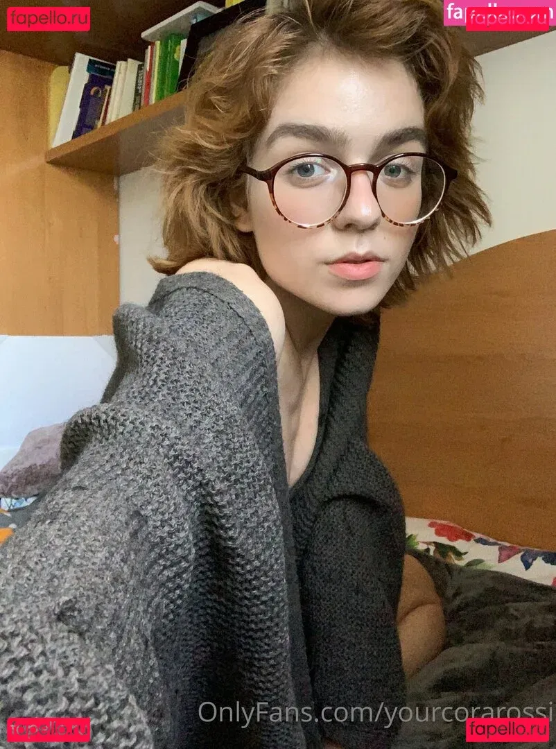 YourCoraRossi Onlyfans Photo Gallery 