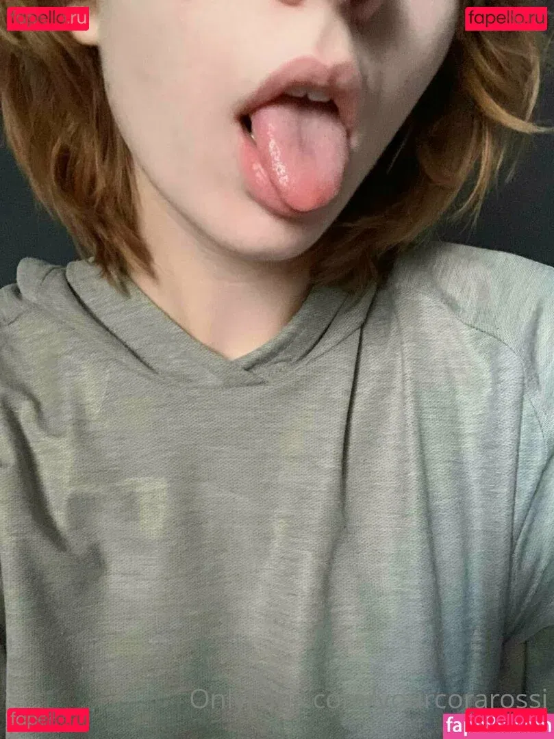 YourCoraRossi Onlyfans Photo Gallery 